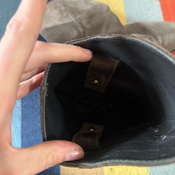 Stuart weitzman boots. Size 9 US. Worn with lots of life left! - Picture 3 of 6